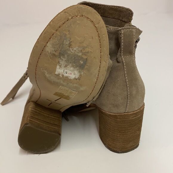 Dolce Vita Lana block heel leather bootie A16 - Picture 10 of 10